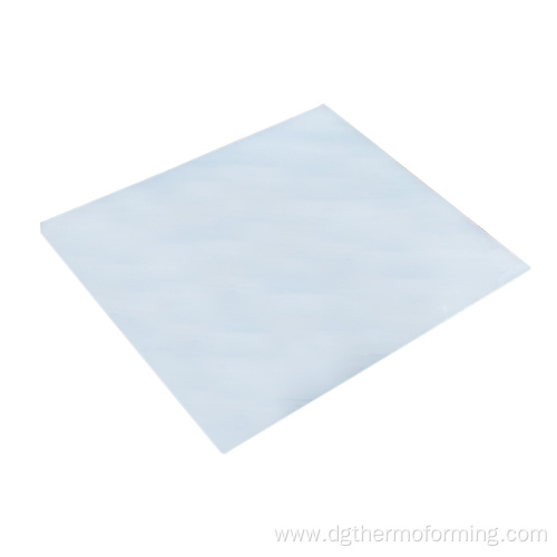 White polycarbonate plastic film for vacuum forming